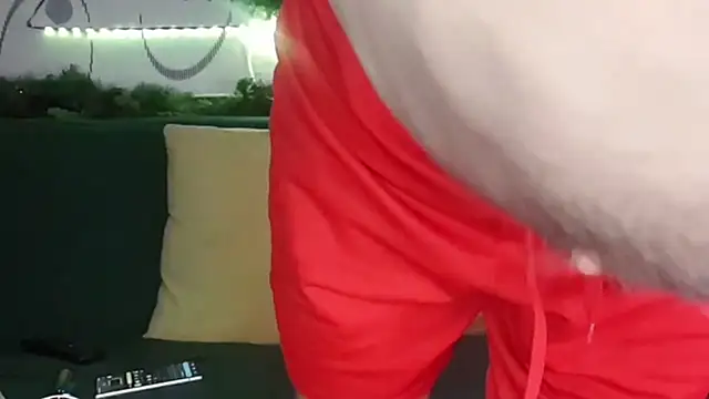 Snapshot of masc4mask_uk chatting on November 10, 2025, 6:45 am masc4mask uk online show from November 10, 2025, 6:45 am