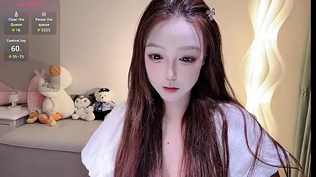 Snapshot of Luna--1 chatting on July 26, 2026, 4:14 pm Luna--1 online show from July 26, 2026, 4:14 pm