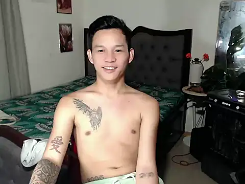 asianmonstercock05 online show from November 2, 2025, 8:06 am