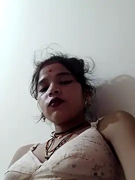 Snapshot of Mahek_love143 chatting on June 17, 2026, 11:01 am Mahek love143 online show from June 17, 2026, 11:01 am