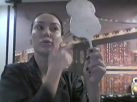 Snapshot of Selirine chatting on October 17, 2025, 12:08 pm Selirine online show from October 17, 2025, 12:08 pm