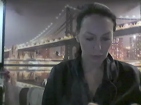 Snapshot of Selirine chatting on October 21, 2025, 3:02 pm Selirine online show from October 21, 2025, 3:02 pm