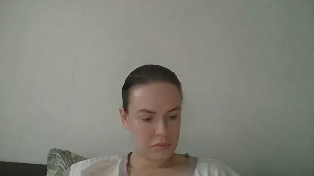 Veylonna online show from November 4, 2025, 9:30 am