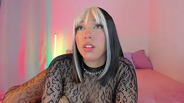 Snapshot of emily__walker chatting on May 15, 2026, 11:45 pm emily walker online show from May 15, 2026, 11:45 pm
