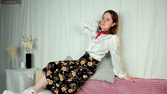 Snapshot of Rimma_Kallas chatting on October 23, 2025, 1:21 pm Rimma Kallas online show from October 23, 2025, 1:21 pm