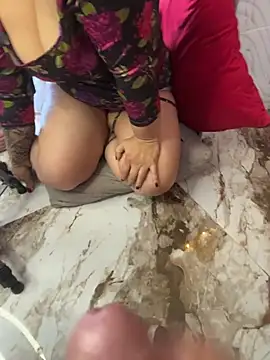 liz and thiago online show from April 11, 2026, 6:34 pm