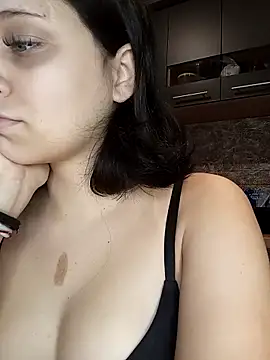 Snapshot of kisette chatting on October 11, 2025, 5:55 pm kisette online show from October 11, 2025, 5:55 pm