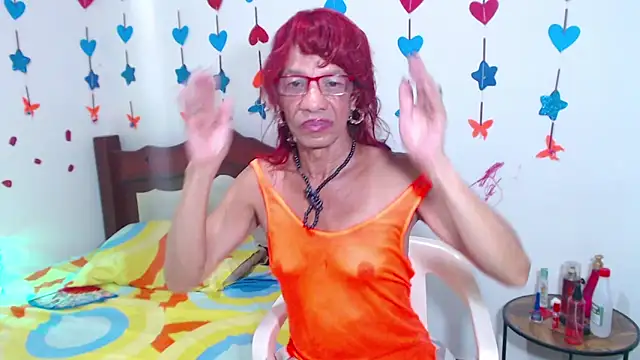 lorenacapelli online show from April 11, 2026, 12:04 am