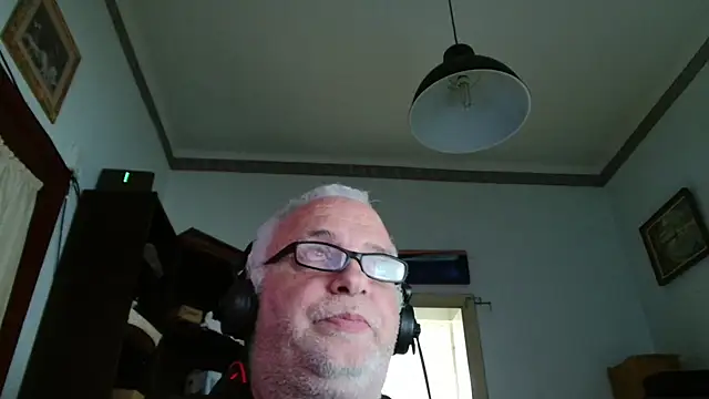 Snapshot of RoqueGC chatting on September 24, 2025, 5:00 am RoqueGC online show from September 24, 2025, 5:00 am