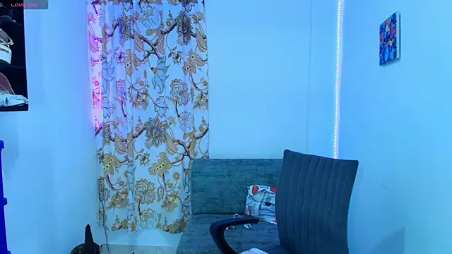 Sally Ricci online show from July 24, 2026, 7:45 pm