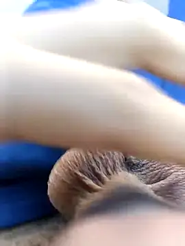 Mohamed234897 online show from November 18, 2025, 3:05 pm