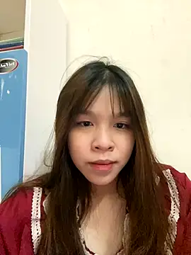 Hanaa07  online show from October 18, 2025, 12:35 am