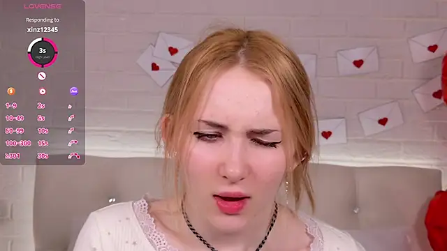 LiraKink online show from February 13, 2026, 4:52 am