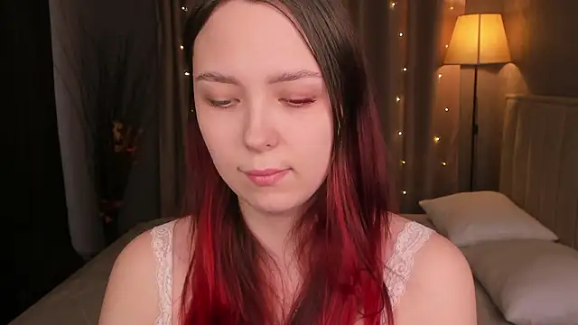 Monica  Queen online show from March 7, 2026, 5:26 am