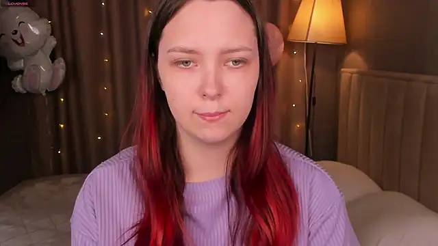 Monica  Queen online show from April 7, 2026, 5:19 am