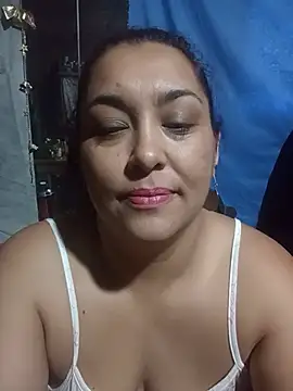 Snapshot of Lobizona chatting on June 26, 2026, 12:31 pm Lobizona online show from June 26, 2026, 12:31 pm