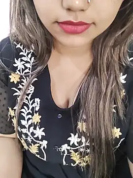 Miss Rose   online show from November 15, 2025, 4:43 am