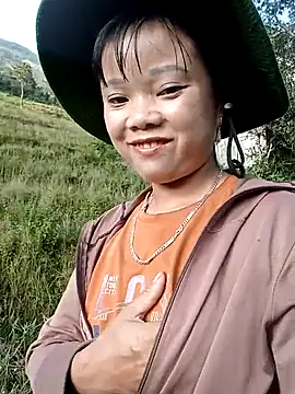 Samyy xx online show from October 17, 2025, 12:25 am