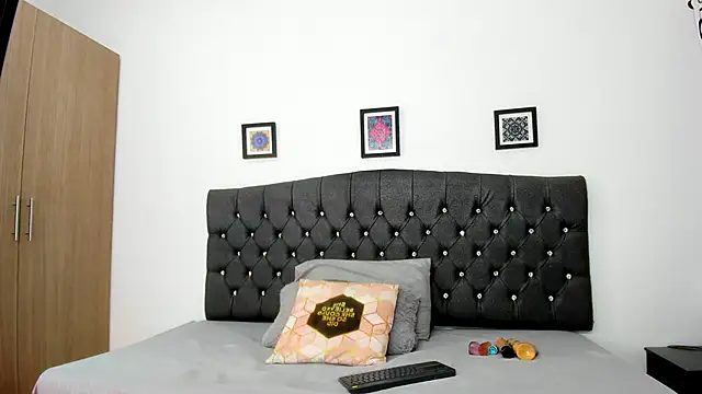 michellmorgans online show from October 11, 2025, 11:31 am