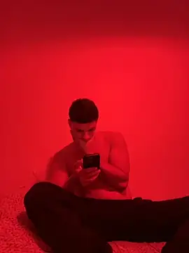 Gabrielrdsouza online show from September 28, 2025, 10:48 pm