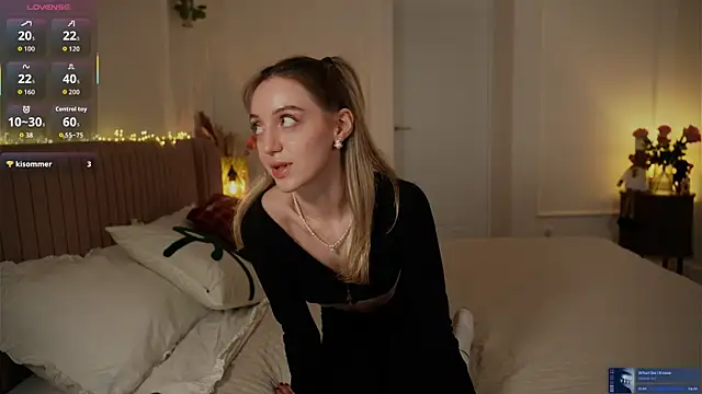 SophieBelll online show from December 21, 2025, 11:50 am