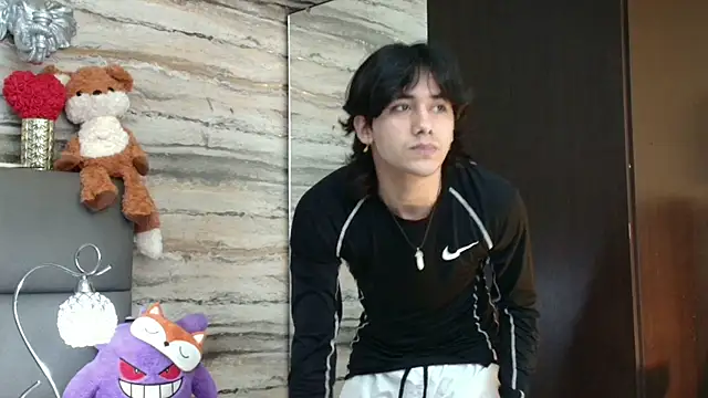 Lovers 21 online show from April 8, 2026, 4:01 am