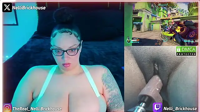 Snapshot of Nelli_Brickhouse chatting on July 8, 2026, 7:13 am Nelli Brickhouse online show from July 8, 2026, 7:13 am
