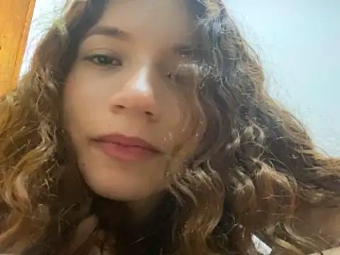 Snapshot of meridacute_ chatting on October 18, 2025, 6:16 am meridacute online show from October 18, 2025, 6:16 am
