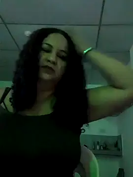 Snapshot of ANTHONYHOTT69 chatting on October 10, 2025, 11:04 pm ANTHONYHOTT69 online show from October 10, 2025, 11:04 pm