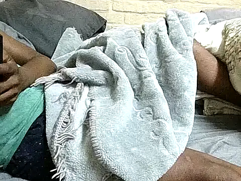 Mshayiwesinqe online show from October 20, 2025, 1:44 pm