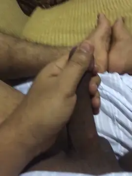 Yassesexy online show from October 5, 2025, 9:45 pm