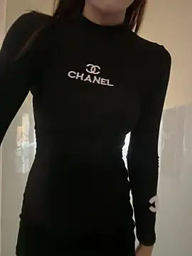 Quynhbabysexy online show from April 1, 2026, 6:25 am