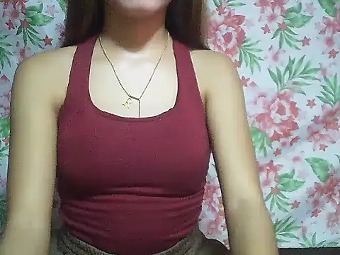 Snapshot of SweetPussie18x chatting on October 4, 2025, 11:30 am SweetPussie18x online show from October 4, 2025, 11:30 am