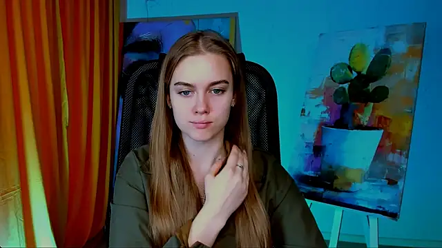 JuneWoods online show from April 7, 2026, 7:20 am