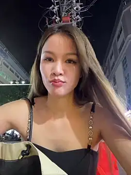 Snapshot of sharony_x chatting on July 27, 2026, 1:29 pm sharony x online show from July 27, 2026, 1:29 pm