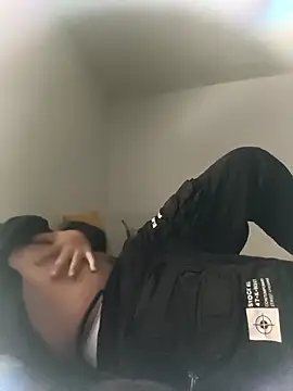 Snapshot of sebas_sexo_goloso chatting on October 15, 2025, 10:59 am sebas sexo goloso online show from October 15, 2025, 10:59 am