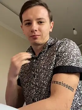 KirilStella online show from October 10, 2025, 12:37 pm