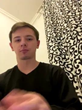 KirilStella online show from October 19, 2025, 6:19 pm