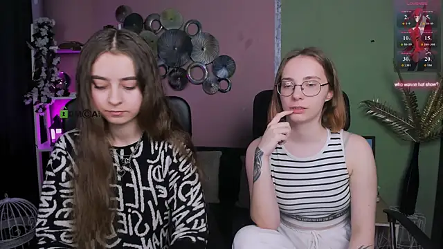 rebecca smile online show from December 21, 2025, 10:22 am