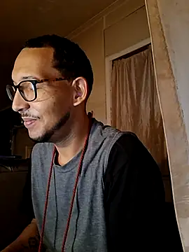 ThrowedWorldWide online show from November 24, 2025, 11:10 am