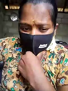 Tamil Hot Sandy online show from November 22, 2025, 4:33 am