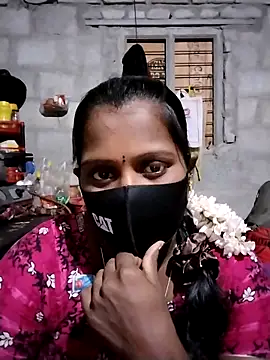 Tamil Hot Sandy online show from February 7, 2026, 5:38 pm