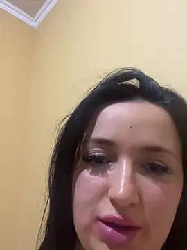 Snapshot of LoveMiQueen1 chatting on October 18, 2025, 3:57 pm LoveMiQueen1 online show from October 18, 2025, 3:57 pm