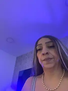Snapshot of Angelina_Roa chatting on May 26, 2026, 2:35 pm Angelina Roa online show from May 26, 2026, 2:35 pm