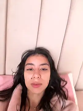 isa martinexxx online show from November 10, 2025, 12:26 pm