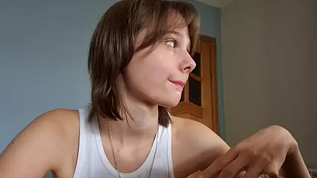 Snapshot of ExitedTroth chatting on September 27, 2025, 12:32 pm ExitedTroth online show from September 27, 2025, 12:32 pm