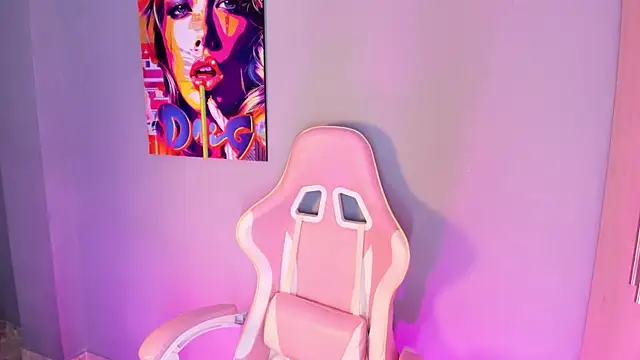 Snapshot of Athenea__fox chatting on December 5, 2025, 11:52 am Athenea fox online show from December 5, 2025, 11:52 am