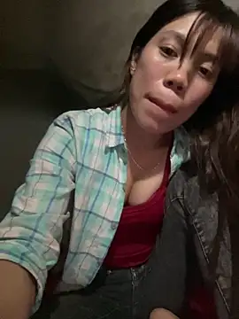 nhinhi-sexy online show from December 17, 2025, 5:46 am