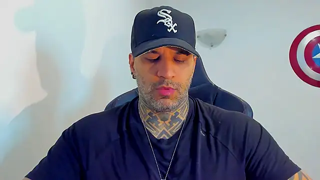 JoshRigby online show from May 28, 2026, 7:44 pm