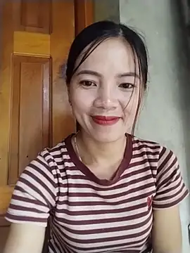 Snapshot of lmc-zz chatting on July 6, 2026, 1:24 am lmc-zz online show from July 6, 2026, 1:24 am